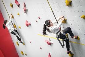 视频丨赛场上追梦课堂上“微光” 她用自身经历鼓舞学生康复健身