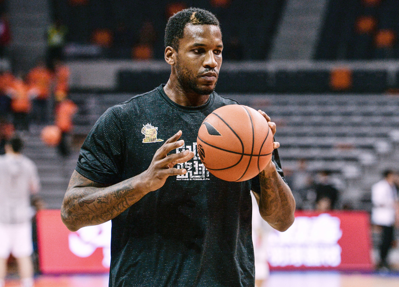 米兰后防线 米兰后防线