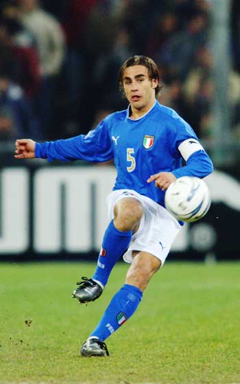 而是她与当 而是她与当